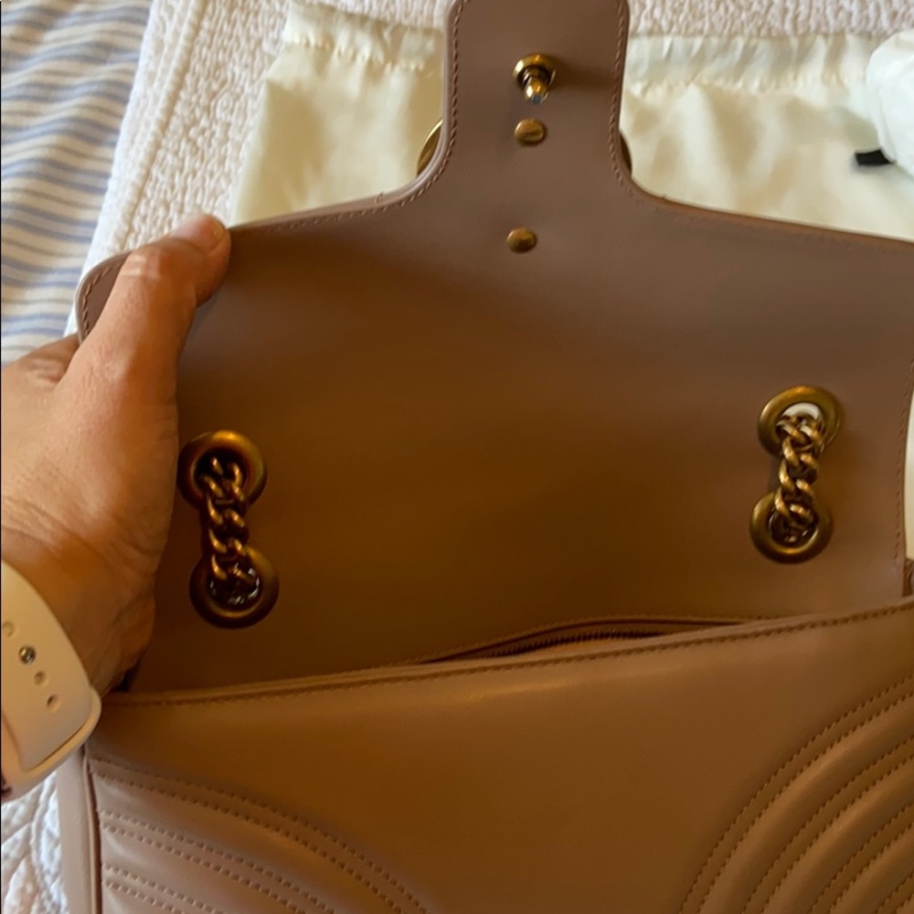 Gucci Small Marmont 2.0 Matelesse - Picture 13 of 16